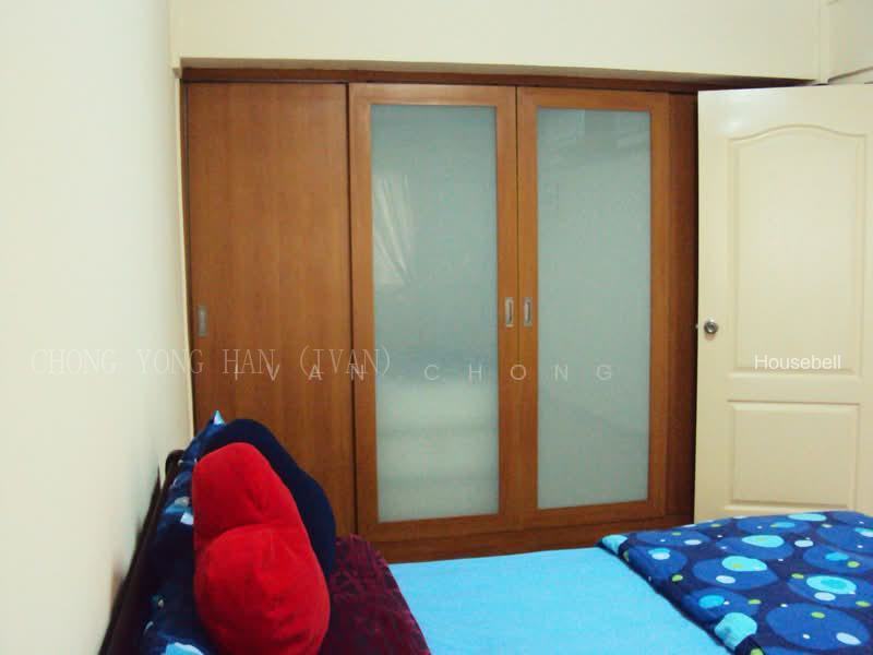 Holland Village MRT Great Condition 2 plus utility(6)