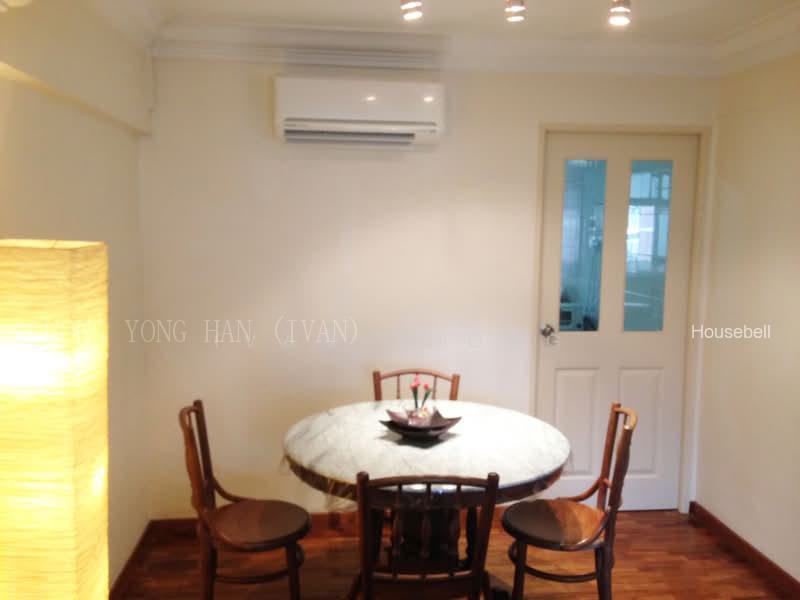 Holland Village MRT Great Condition 2 plus utility(3)