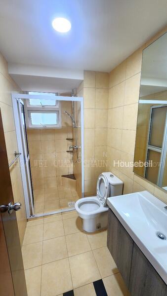 The Warren, S$ 4,200 (Negotiable) /mo, 1,060 sqft, Condos - Condominium