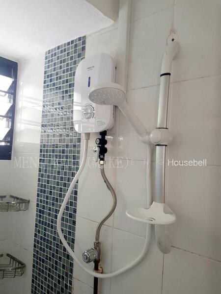 506 West Coast Drive, S$ 3,000 /月, 720 sqft, 组屋 - 3 A