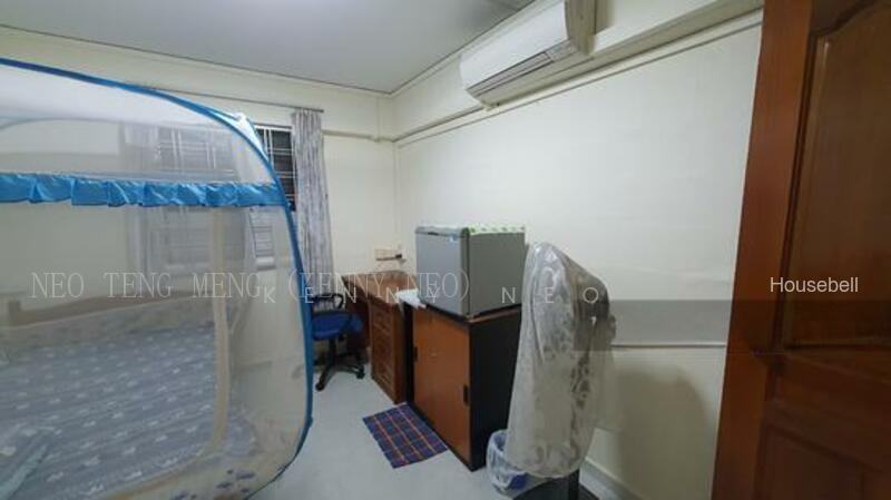 335 Clementi Avenue 2, S$ 1,000 (Negotiable) /mo, 130 sqft, HDB - 3 NG