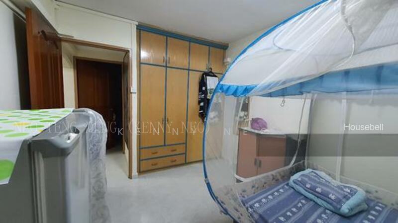 335 Clementi Avenue 2, S$ 1,000 (Negotiable) /mo, 130 sqft, HDB - 3 NG