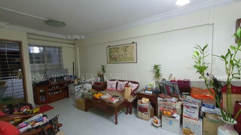 335 Clementi Avenue 2, S$ 1,000 (Negotiable) /mo, 130 sqft, HDB - 3 NG