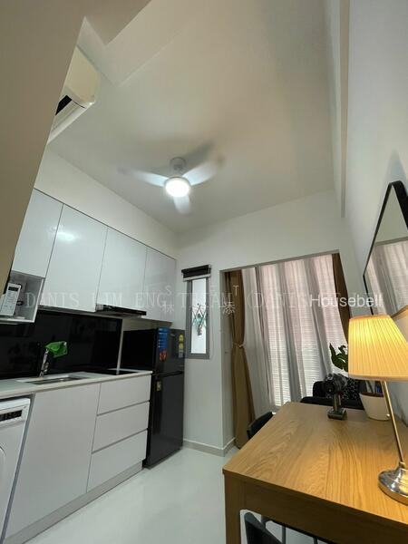 #1 Loft, S$ 2,488 /mo, 300 sqft, Condos - Apartment