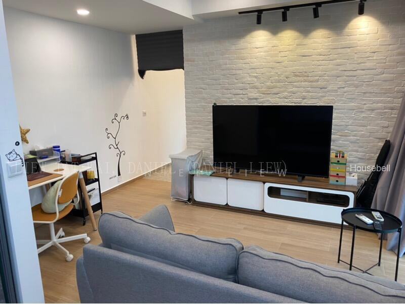 Sanctuary @813