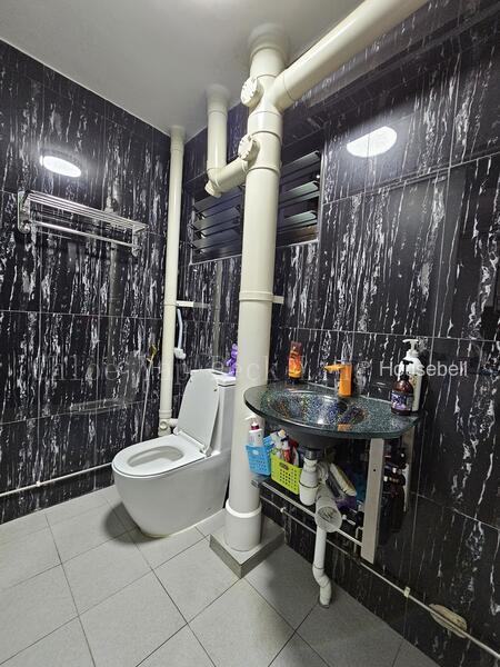 613 Bedok Reservoir Road, S$ 950 /mo, 150 sqft, HDB - 5 I