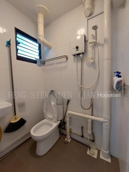 208 New Upper Changi Road, S$ 2,400 /mo, 350 sqft, HDB - 3 NG