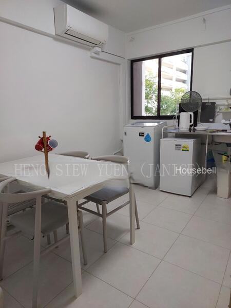 208 New Upper Changi Road, S$ 2,400 /mo, 350 sqft, HDB - 3 NG