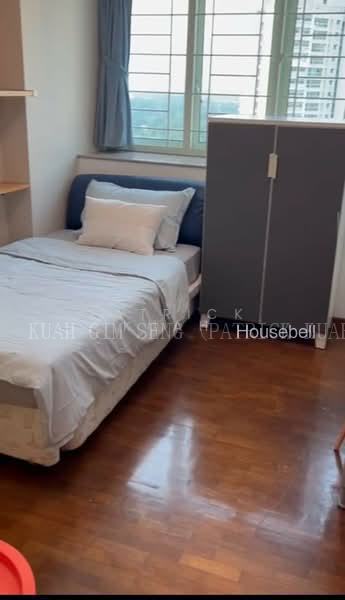 Queens, S$ 1,350 /mo, 100 sqft, Condos - Condominium