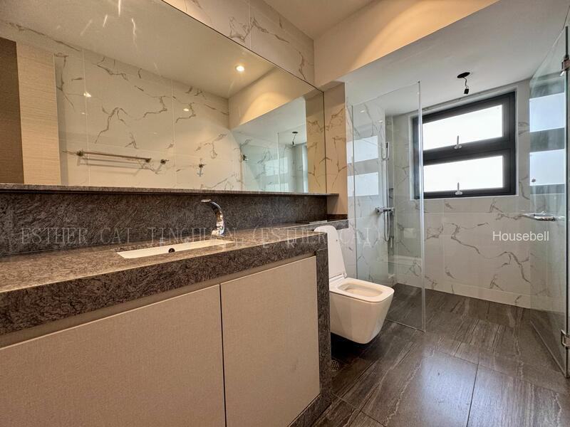 Heeton Park, S$ 1,800 /mo, 300 sqft, Landed - Terraced House