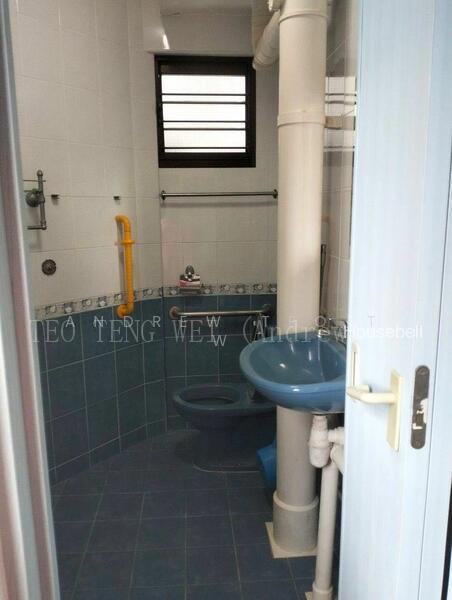 259 Tampines Street 21, S$ 800 /mo, 100 sqft, HDB - 3 A