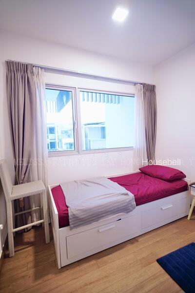 Eight Riversuites, S$ 1,420,000 (Negotiable), 700 sqft, Condos - Condominium