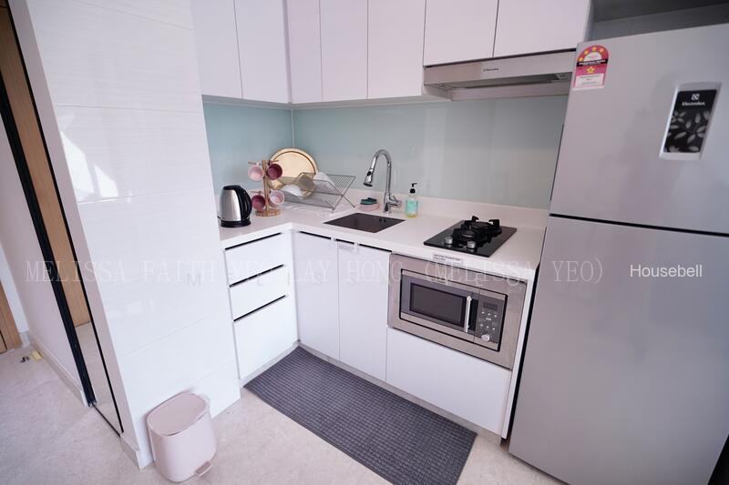 Eight Riversuites, S$ 1,420,000 (Negotiable), 700 sqft, Condos - Condominium