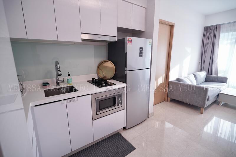 Eight Riversuites, S$ 1,420,000 (Negotiable), 700 sqft, Condos - Condominium