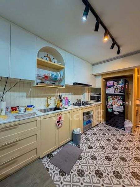 414 Commonwealth Avenue West(6)