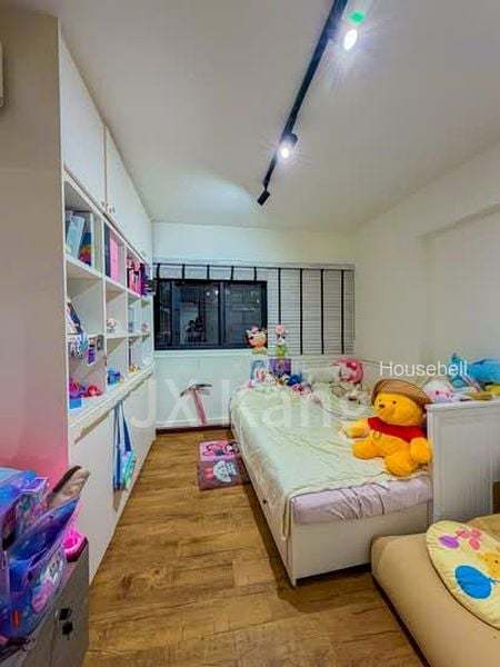 414 Commonwealth Avenue West, S$ 828,000, 1,345 sqft, HDB - 5 I