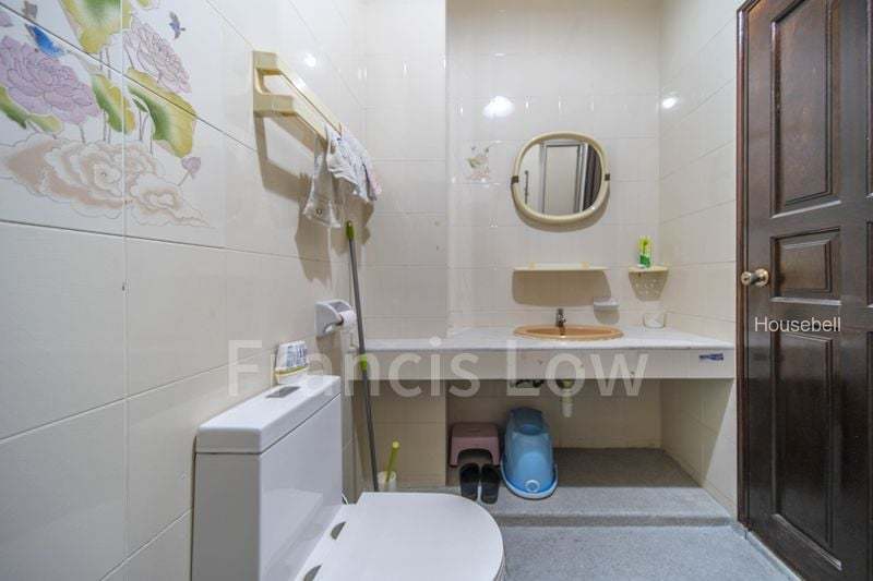 Lowland Road, S$ 5,500,000, 2,784 sqft, Landed - Terraced House