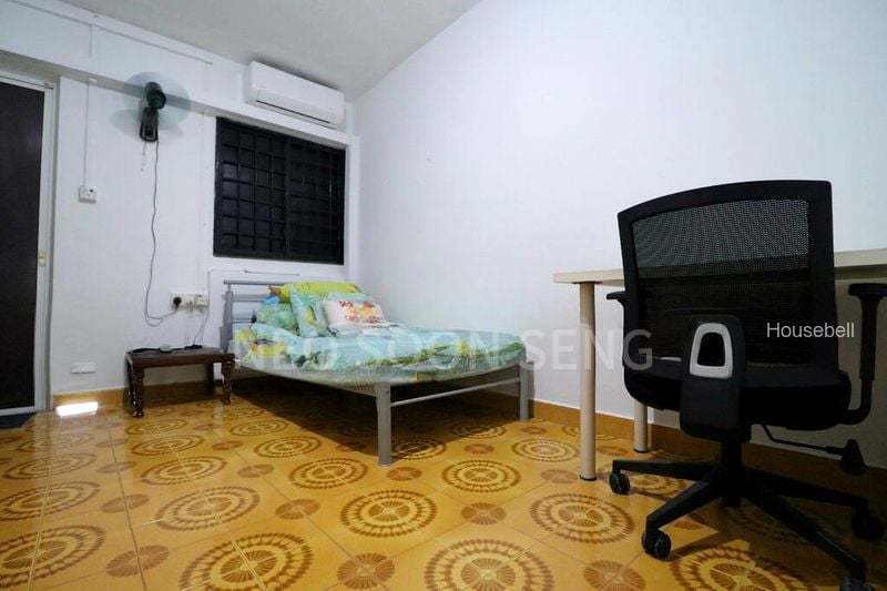 71 Bedok South Road, S$ 399,999, 720 sqft, HDB - 3 NG