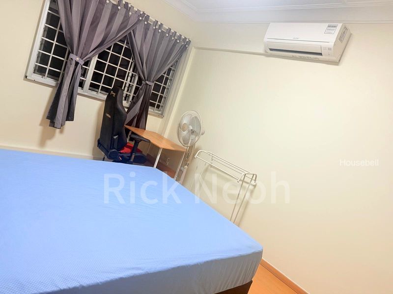 543 Jurong West Street 42, S$ 1,199 /月, 100 sqft, 组屋 - 4 NG