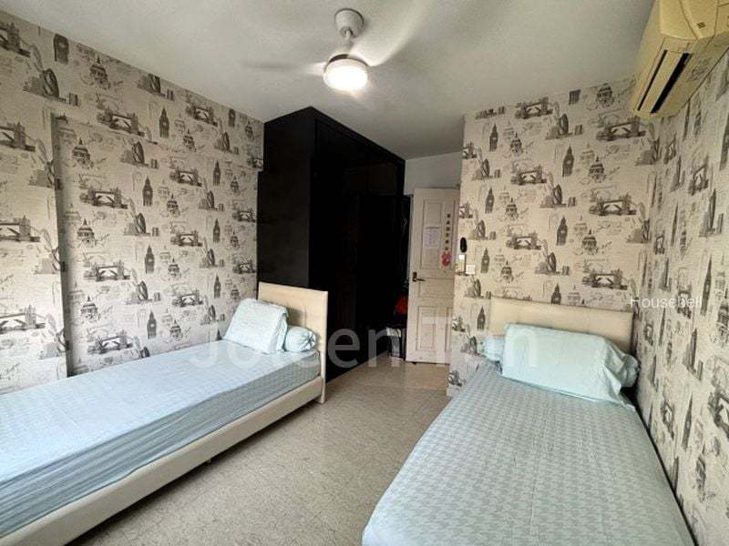 181 Bedok North Road, S$ 4,000 /mo, 1,184 sqft, HDB - 5 I