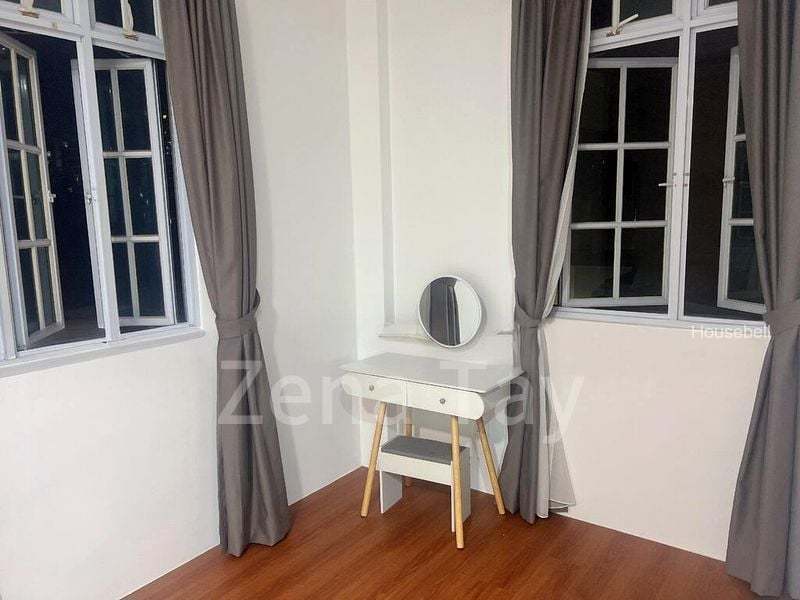 Semi-Detached House for Room Rent: 56 Moonstone Lane(5)