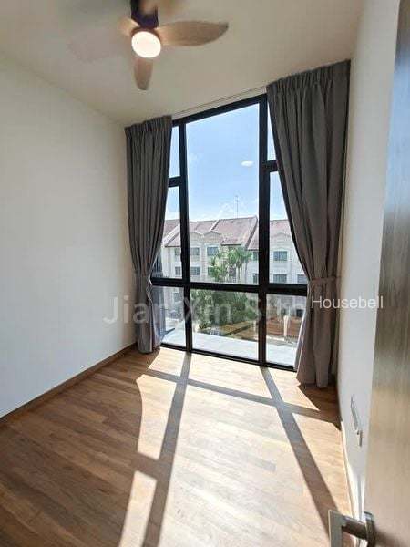 Parc Komo, S$ 4,400 /月, 1,001 sqft, 公寓 - Condominium