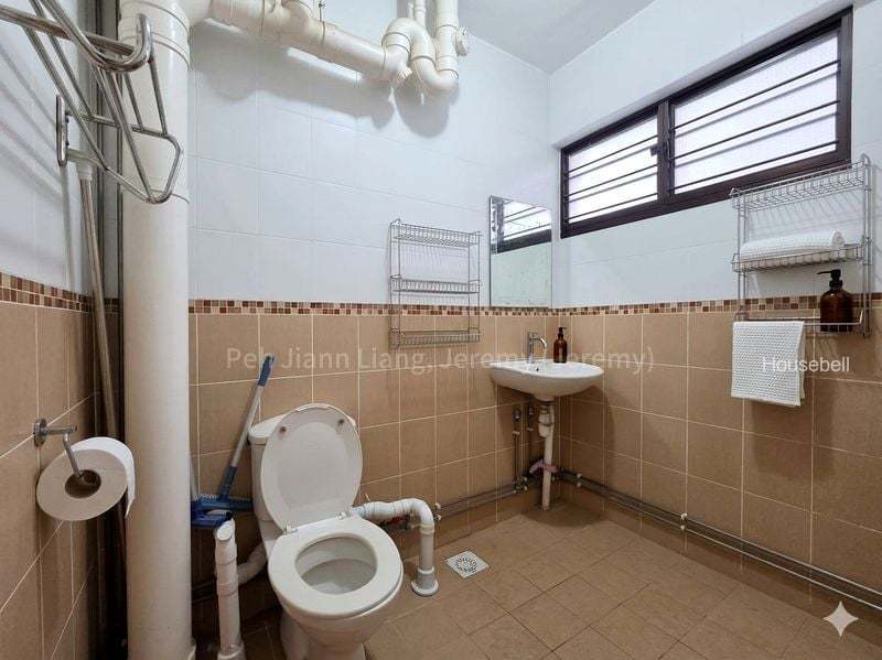 172 Bukit Batok West Avenue 8, S$ 780,000, 1,496 sqft, HDB - 5 A