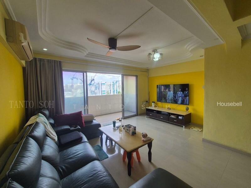 327 Jurong East Street 31