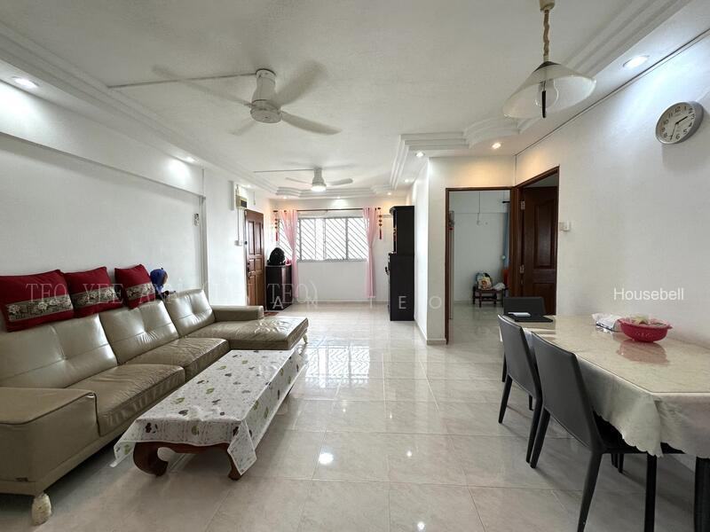 739 Yishun Avenue 5