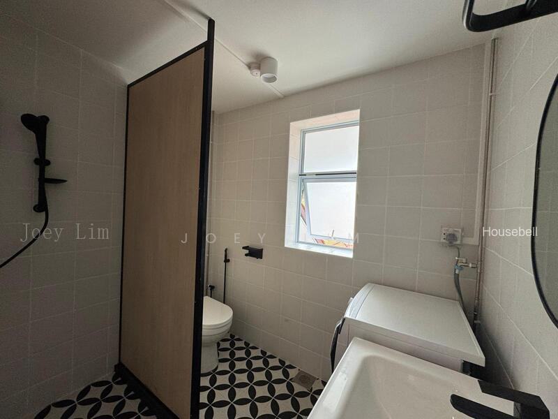 Admiralty Hills - Colonial Semi D Black and White House, S$ 1,800 /月, 290 sqft, 有地 - Conservation House