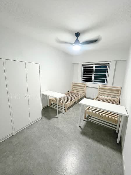 273B Jurong West Avenue 3, S$ 800 (Starting From) /mo, 150 sqft, HDB - 4 A