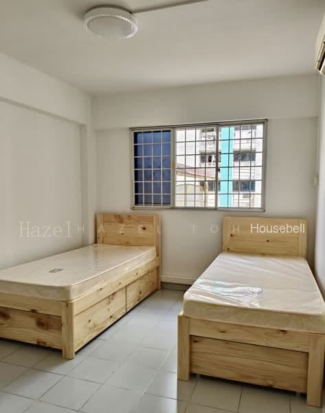 437 Yishun Avenue 6