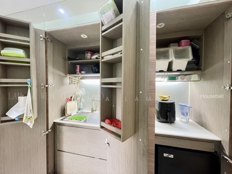 18 Cantonment Close