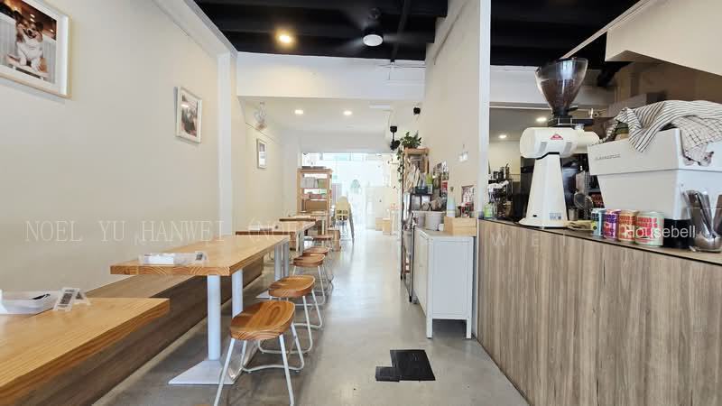 Charming Residential Shophouse Lowland Road, S$ 4,000,000 (可协商价格), 2,000 sqft, 有地 - Shophouse