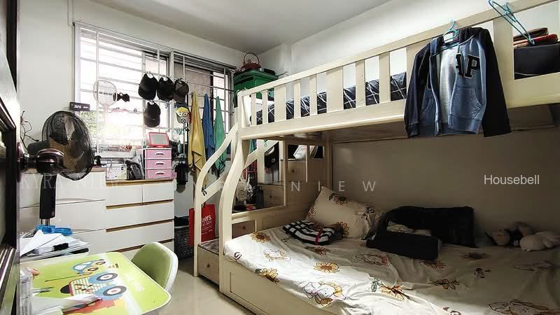 813 Jurong West Street 81, S$ 520,000 (Negotiable), 1,119 sqft, HDB - 4 A