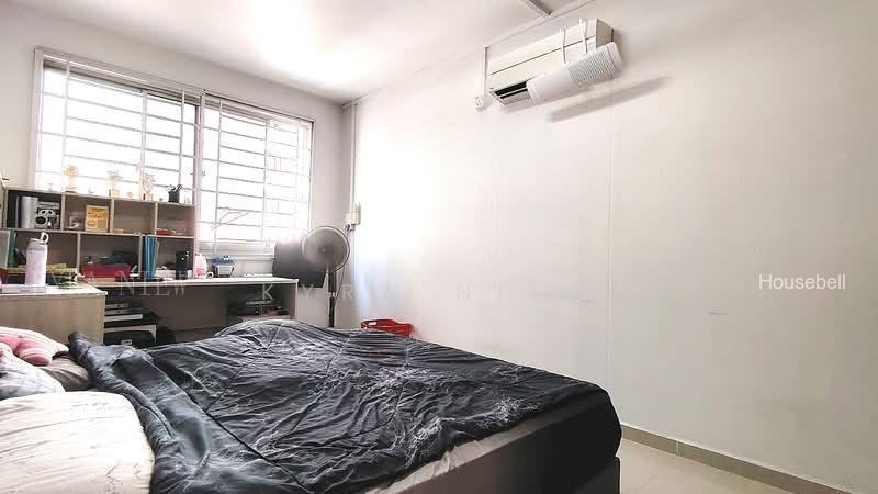813 Jurong West Street 81, S$ 520,000 (Negotiable), 1,119 sqft, HDB - 4 A