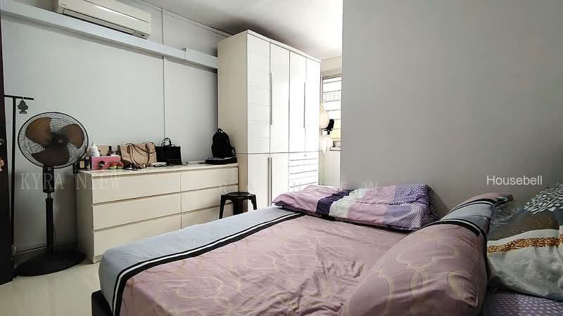 813 Jurong West Street 81, S$ 520,000 (Negotiable), 1,119 sqft, HDB - 4 A