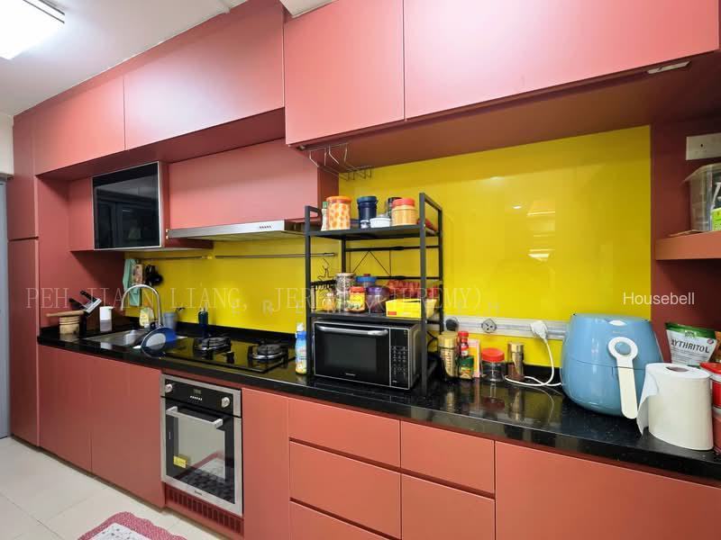 272D Punggol Walk, S$ 800,000 (最低价格), 1,011 sqft, 组屋 - 4 Premium