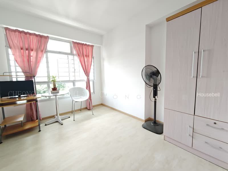 473A Yishun St 42, S$ 850 /mo, 100 sqft, HDB - 4 A