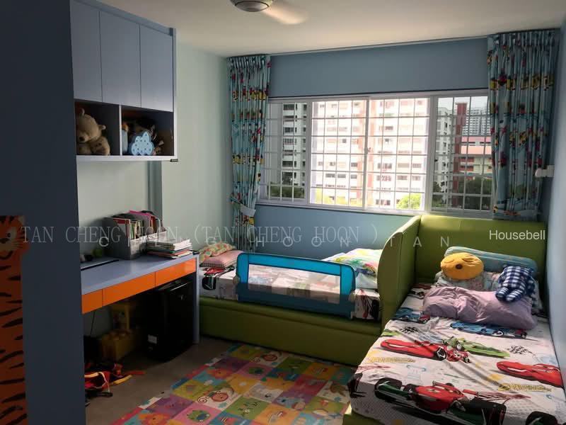 238 Jurong East Street 21(4)