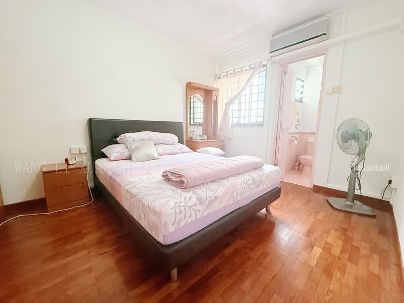 210 Yishun Street 21