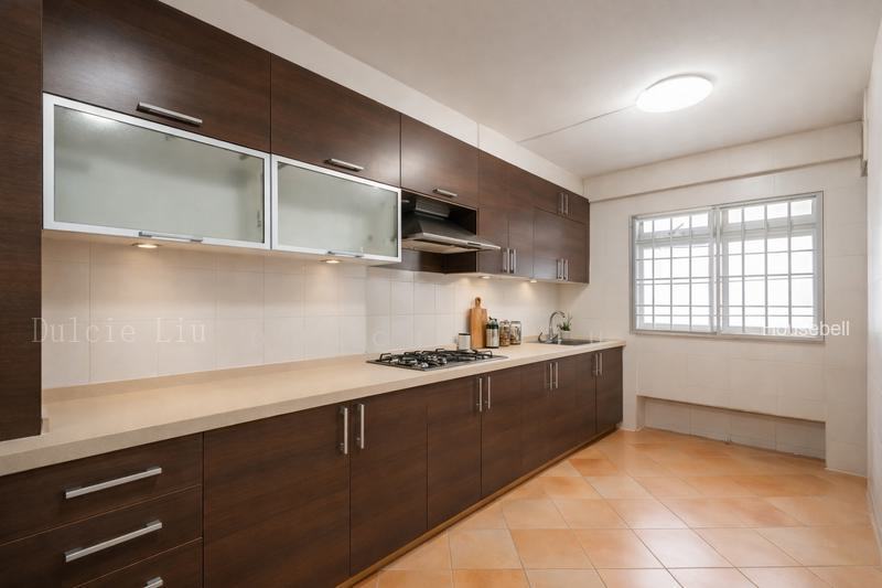237 Pasir Ris Street 21