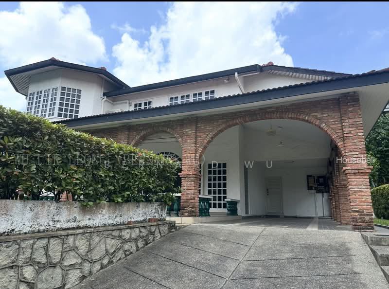 Beautiful Elevated Land - Redevelopment In Bukit Timah