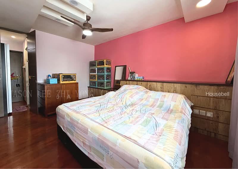 125 Bukit Batok Central, S$ 900,000 (Starting From), 1,550 sqft, HDB - Executive Apartment