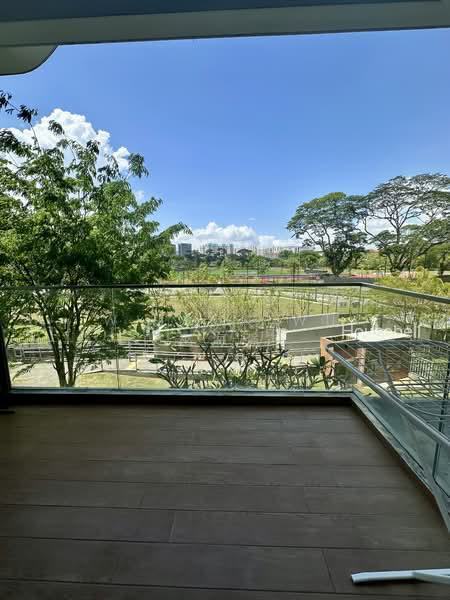 Kingsford Hillview Peak