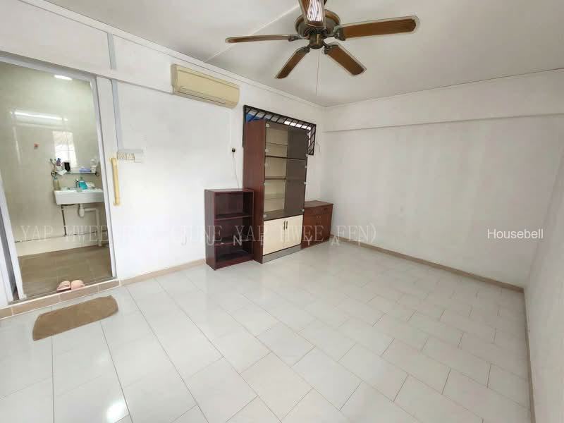 564 Hougang Street 51, S$ 1,300 /月, 180 sqft, 组屋 - Executive Apartment