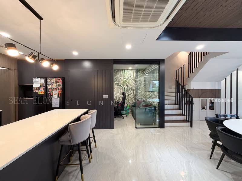 D19, Fully Renovated Corner Terrace, S$ 6,200,000, 2,800 sqft, Landed - Corner Terrace