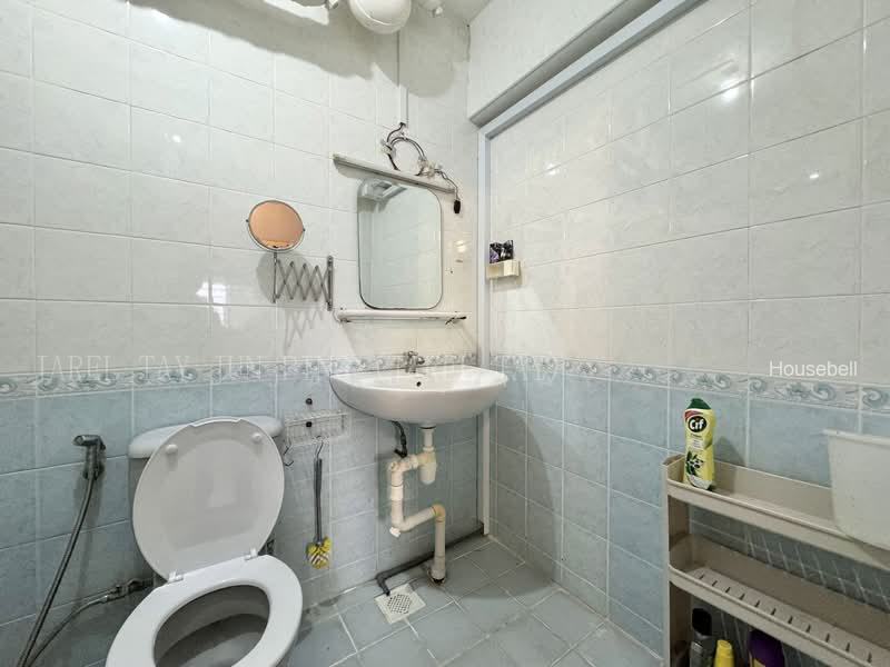 143 Lorong 2 Toa Payoh, S$ 1,500 /月, 300 sqft, 组屋 - 5 I