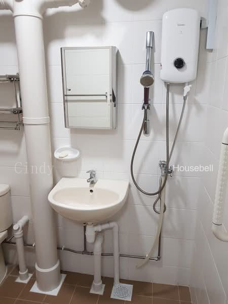 124 Paya Lebar Way, S$ 1,000 /月, 150 sqft, 组屋 - 5 I