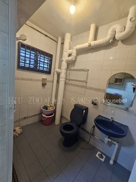 699B Hougang Street 52, S$ 3,700 (可协商价格) /月, 1,076 sqft, 组屋 - 4 I